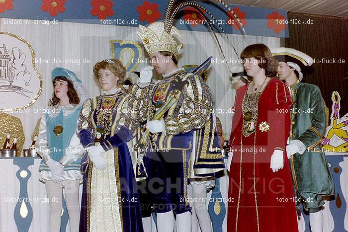 1980 Karnevals-Sitzung im Helenensaal Sinzig: KRSTHLSN-007475