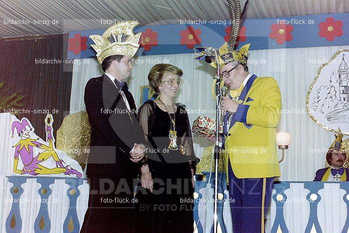 1980 Karnevals-Sitzung im Helenensaal Sinzig: KRSTHLSN-007477