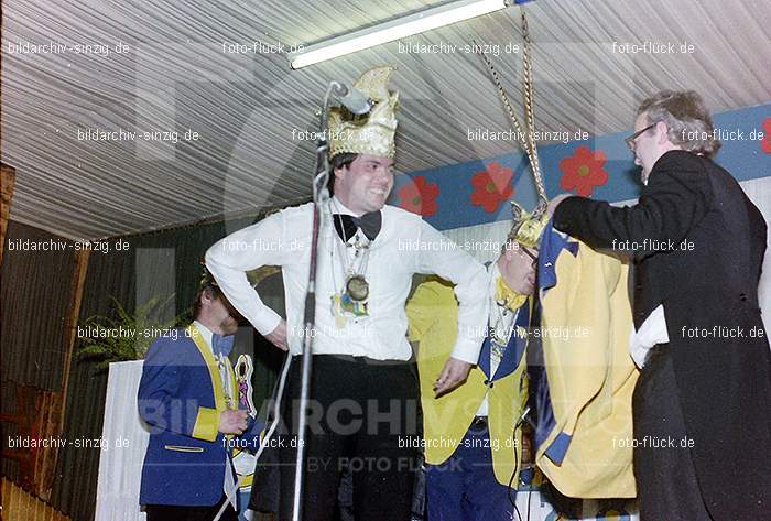 1980 Karnevals-Sitzung im Helenensaal Sinzig: KRSTHLSN-007489