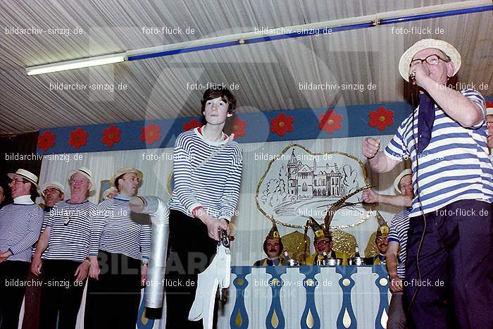 1980 Karnevals-Sitzung im Helenensaal Sinzig: KRSTHLSN-007501