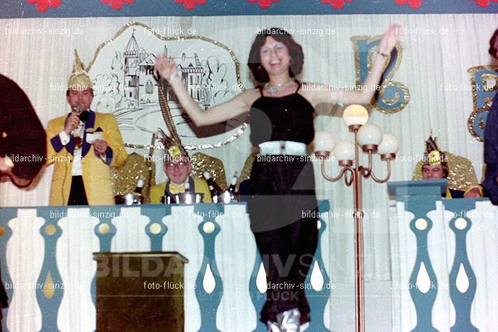 1980 Karnevals-Sitzung im Helenensaal Sinzig: KRSTHLSN-007508