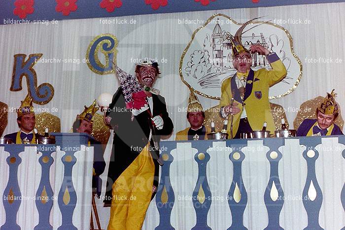 1980 Karnevals-Sitzung im Helenensaal Sinzig: KRSTHLSN-007533