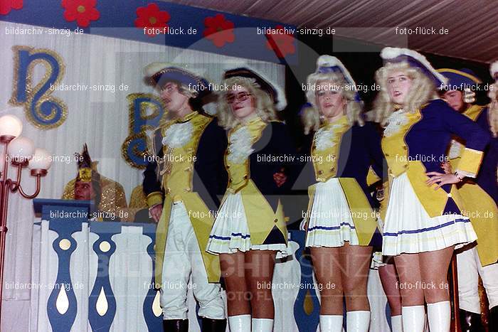 1980 Karnevals-Sitzung im Helenensaal Sinzig: KRSTHLSN-007538
