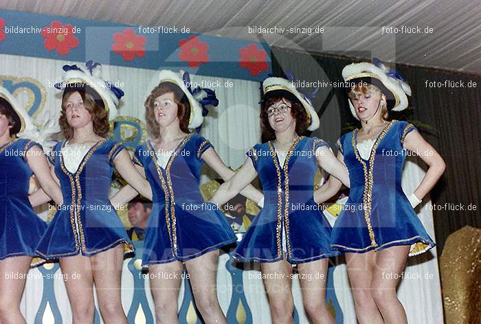 1980 Karnevals-Sitzung im Helenensaal Sinzig: KRSTHLSN-007563