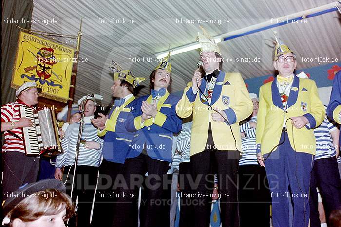 1980 Karnevals-Sitzung im Helenensaal Sinzig: KRSTHLSN-007572