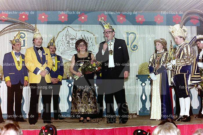 1980 Karnevals-Sitzung im Helenensaal Sinzig: KRSTHLSN-007592