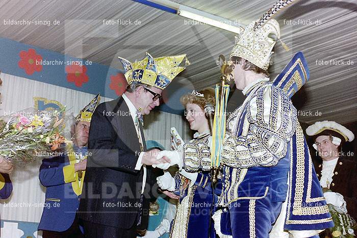 1980 Karnevals-Sitzung im Helenensaal Sinzig: KRSTHLSN-007594