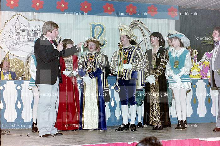 1980 Karnevals-Sitzung im Helenensaal Sinzig: KRSTHLSN-007598