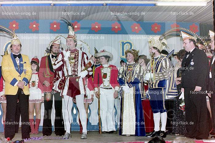 1980 Karnevals-Sitzung im Helenensaal Sinzig: KRSTHLSN-007602