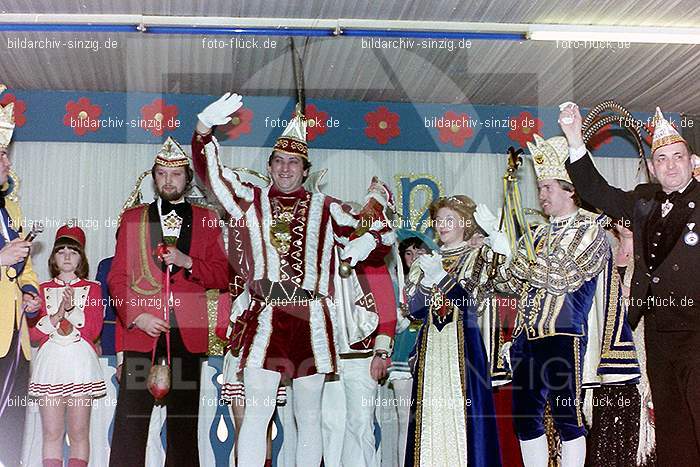 1980 Karnevals-Sitzung im Helenensaal Sinzig: KRSTHLSN-007604