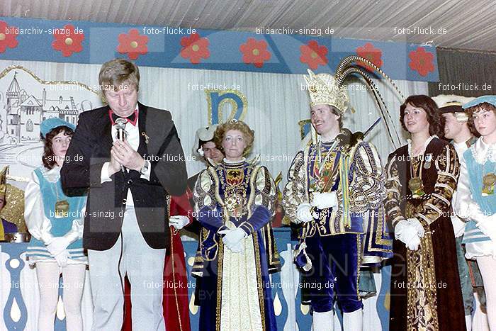 1980 Karnevals-Sitzung im Helenensaal Sinzig: KRSTHLSN-007606
