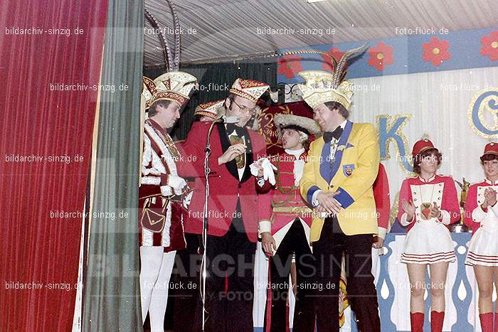 1980 Karnevals-Sitzung im Helenensaal Sinzig: KRSTHLSN-007611