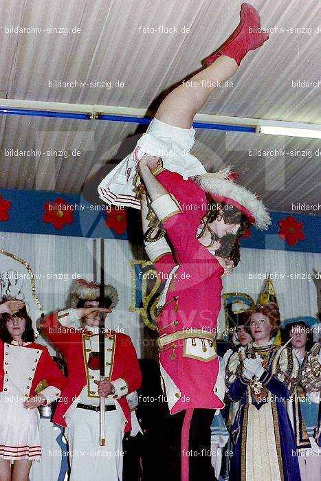 1980 Karnevals-Sitzung im Helenensaal Sinzig: KRSTHLSN-007616