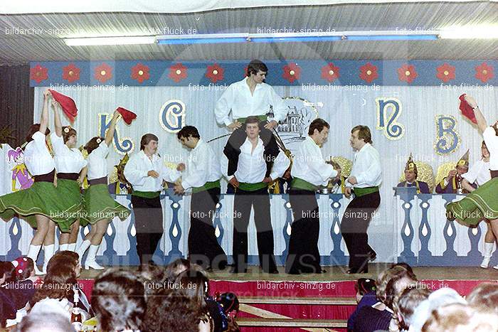 1980 Karnevals-Sitzung im Helenensaal Sinzig: KRSTHLSN-007631