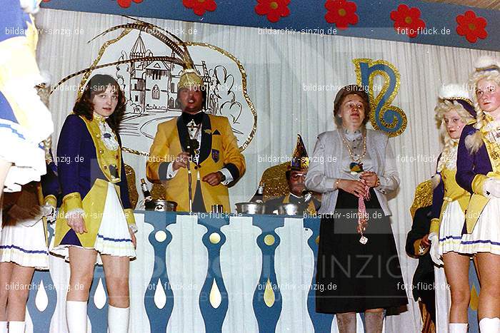 1980 Karnevals-Sitzung im Helenensaal Sinzig: KRSTHLSN-007645