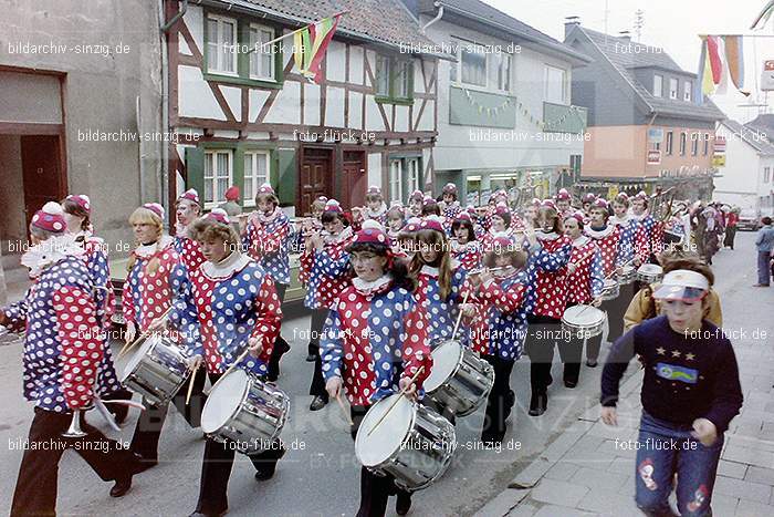 1980 Möhnekaffee im Helenensaal Sinzig: MHHLSN-007661