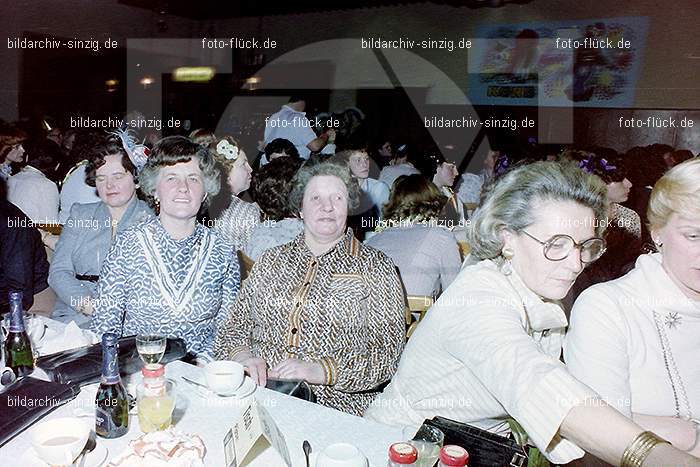 1980 Möhnekaffee im Helenensaal Sinzig: MHHLSN-007679