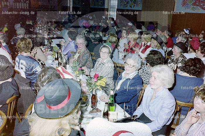 1980 Möhnekaffee im Helenensaal Sinzig: MHHLSN-007701