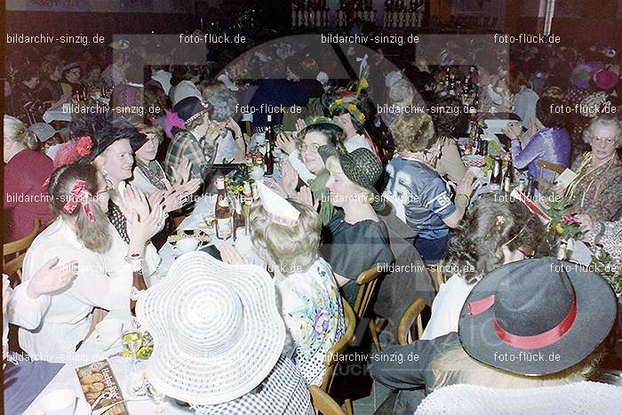 1980 Möhnekaffee im Helenensaal Sinzig: MHHLSN-007702