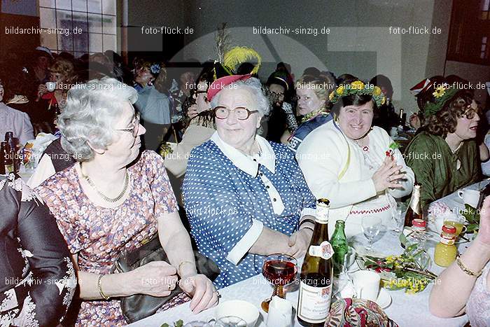 1980 Möhnekaffee im Helenensaal Sinzig: MHHLSN-007705