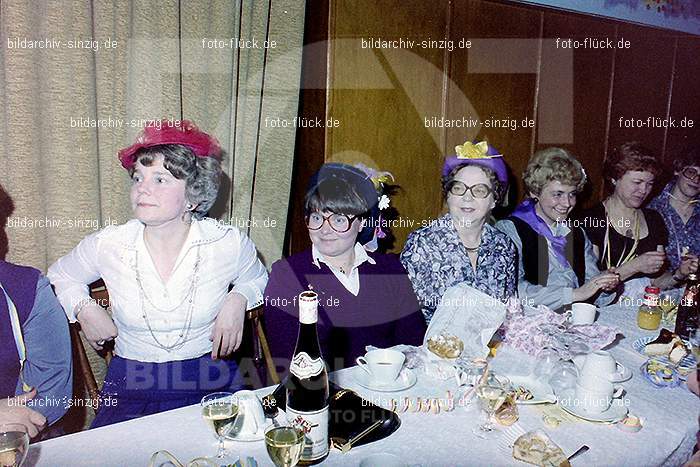 1980 Möhnekaffee im Helenensaal Sinzig: MHHLSN-007735