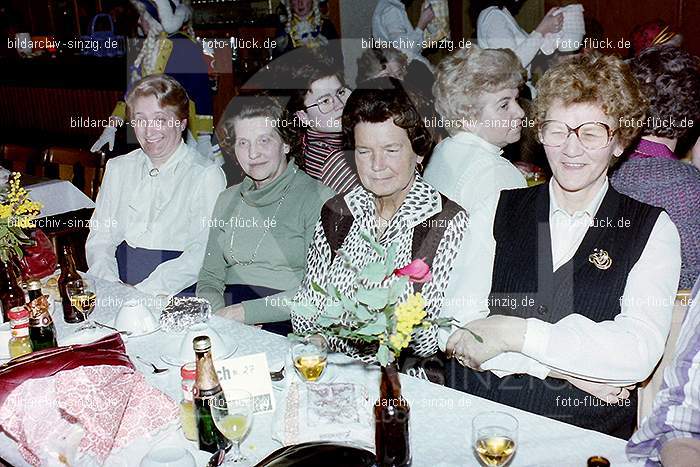 1980 Möhnekaffee im Helenensaal Sinzig: MHHLSN-007774