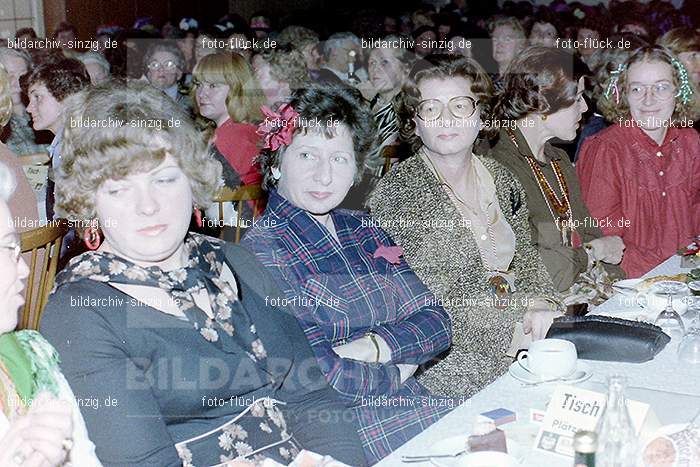 1980 Möhnekaffee im Helenensaal Sinzig: MHHLSN-007782