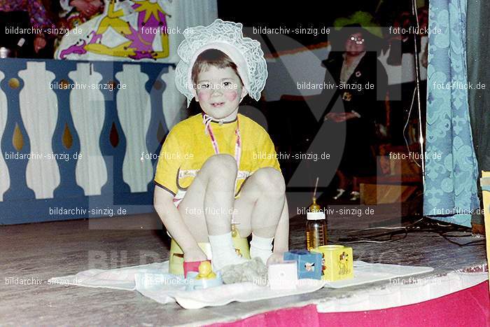 1980 Möhnekaffee im Helenensaal Sinzig: MHHLSN-007854