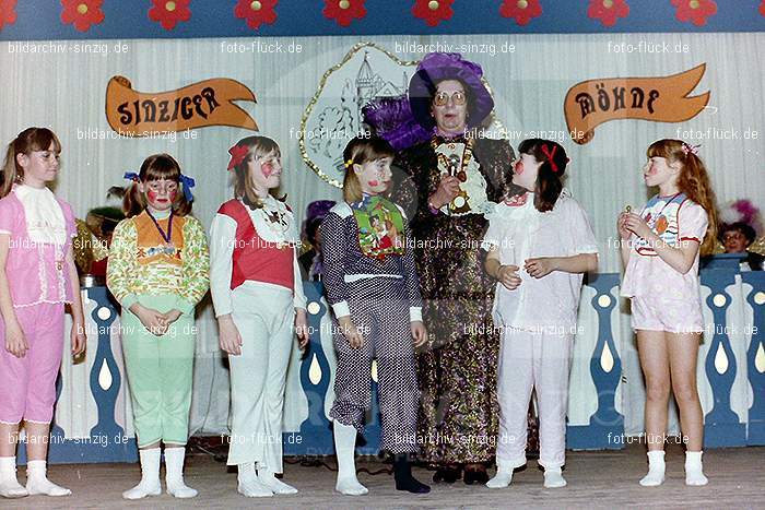 1980 Möhnekaffee im Helenensaal Sinzig: MHHLSN-007860