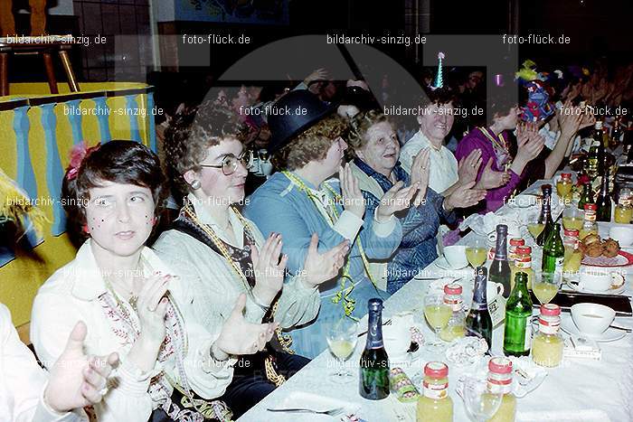 1980 Möhnekaffee im Helenensaal Sinzig: MHHLSN-007880