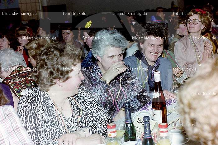 1980 Möhnekaffee im Helenensaal Sinzig: MHHLSN-007891