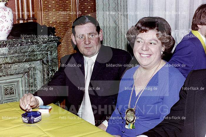 1980 Rosenmontag Prinzenfrühstück im Schloß Sinzig: RSPRSCSN-007920
