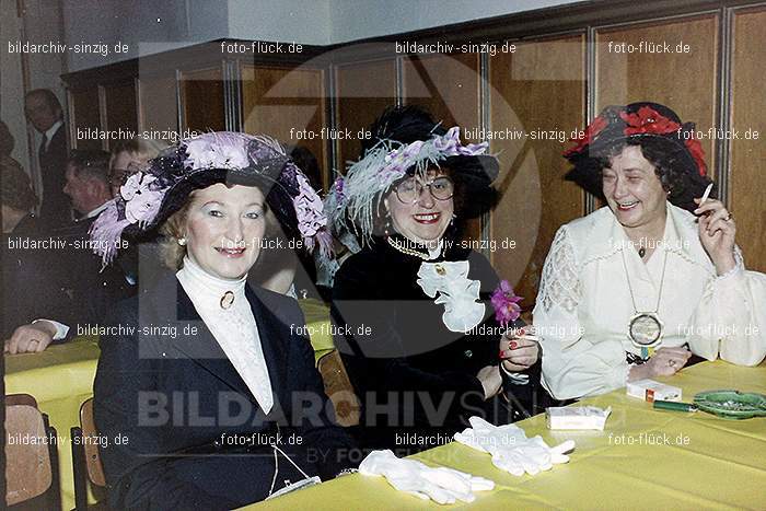 1980 Rosenmontag Prinzenfrühstück im Schloß Sinzig: RSPRSCSN-007922