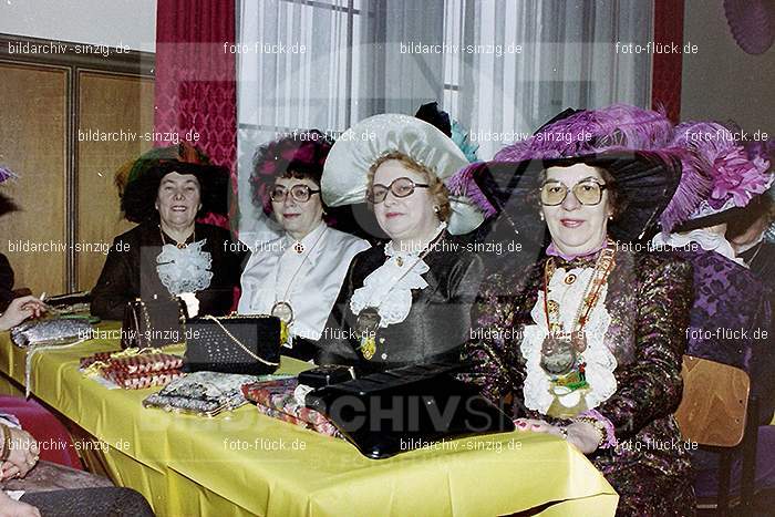 1980 Rosenmontag Prinzenfrühstück im Schloß Sinzig: RSPRSCSN-007928