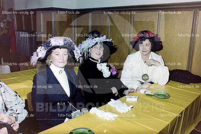 1980 Rosenmontag Prinzenfrühstück im Schloß Sinzig: RSPRSCSN-007983