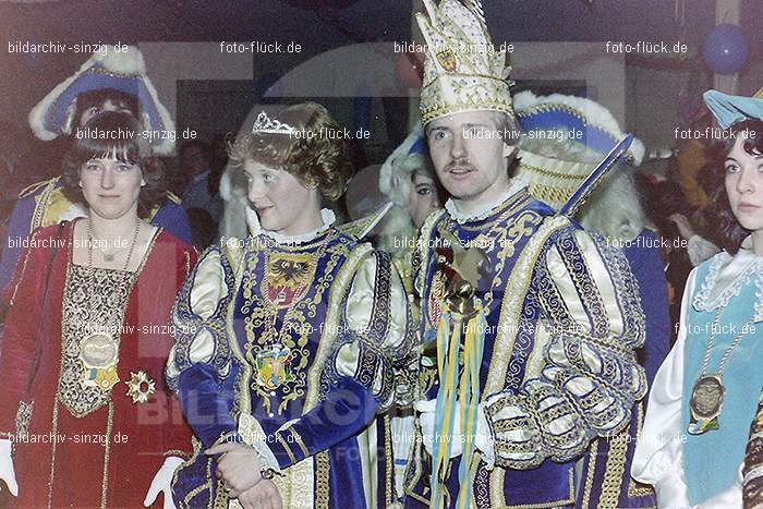 1980 Koisdorfer Sitzung im Saal Eisele: KSSTSLSL-008004