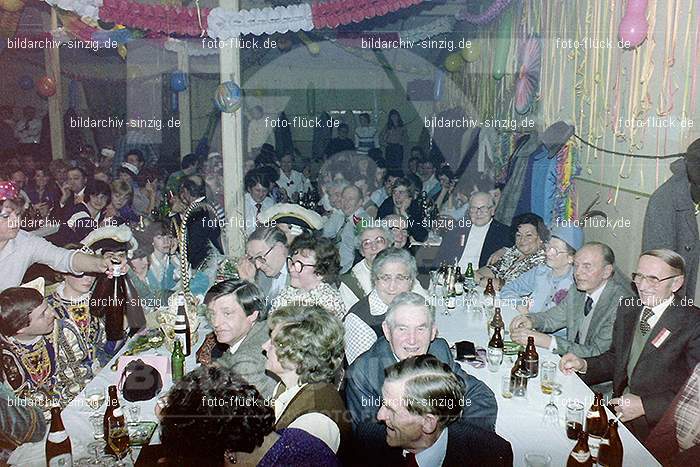 1980 Koisdorfer Sitzung im Saal Eisele: KSSTSLSL-008023