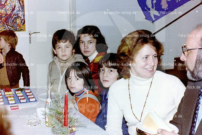 1979 Basar im Kath. Kindergarten St. Peter Sinzig: BSKTKNSTPTSN-008119