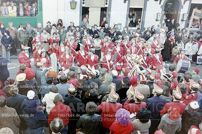 1980 Karnevals Umzug Veilchen Dienstag Sinzig: KRMZVLDNSN-008137