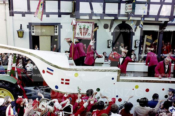 1980 Karnevals Umzug Veilchen Dienstag Sinzig: KRMZVLDNSN-008155