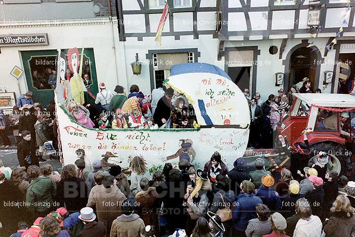 1980 Karnevals Umzug Veilchen Dienstag Sinzig: KRMZVLDNSN-008162