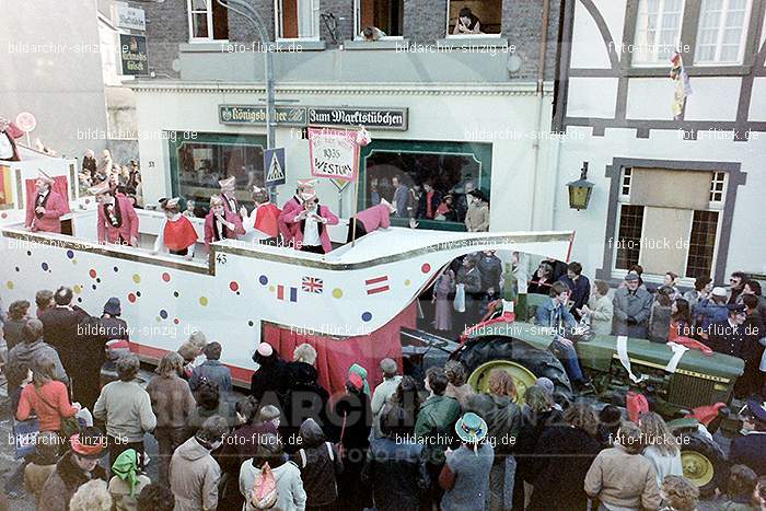 1980 Karnevals Umzug Veilchen Dienstag Sinzig: KRMZVLDNSN-008182