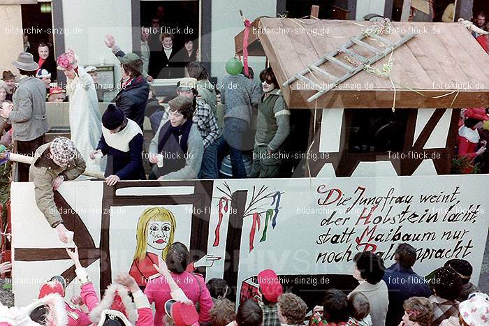 1980 Karnevals Umzug Veilchen Dienstag Sinzig: KRMZVLDNSN-008193