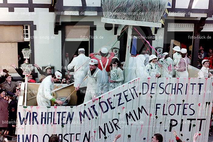 1980 Karnevals Umzug Veilchen Dienstag Sinzig: KRMZVLDNSN-008199