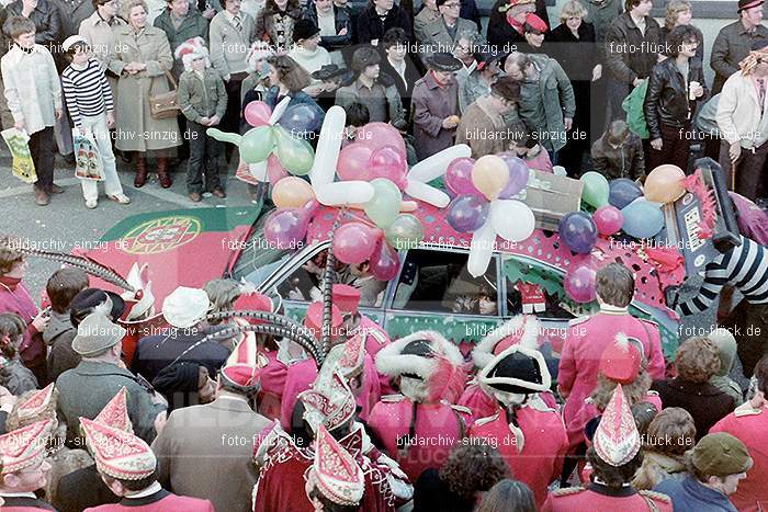 1980 Karnevals Umzug Veilchen Dienstag Sinzig: KRMZVLDNSN-008204