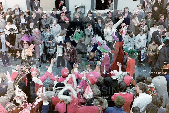 1980 Karnevals Umzug Veilchen Dienstag Sinzig: KRMZVLDNSN-008215
