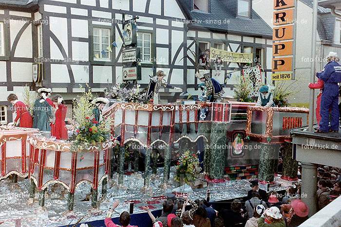1980 Karnevals Umzug Veilchen Dienstag Sinzig: KRMZVLDNSN-008227