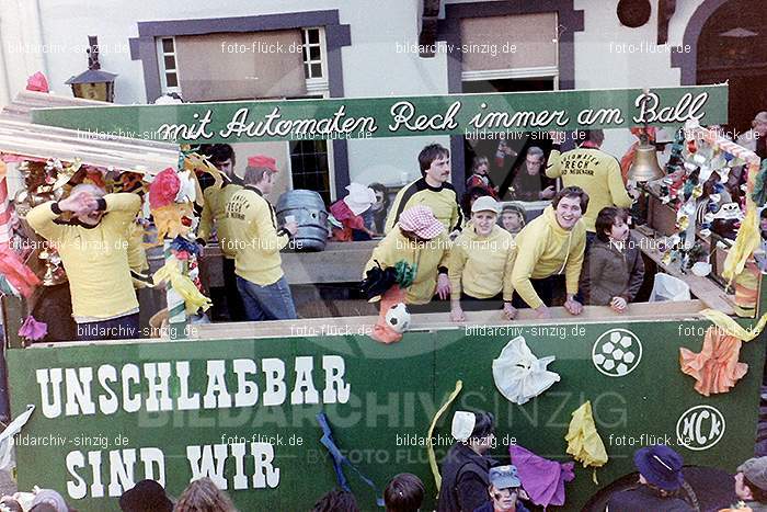 1980 Karnevals Umzug Veilchen Dienstag Sinzig: KRMZVLDNSN-008243