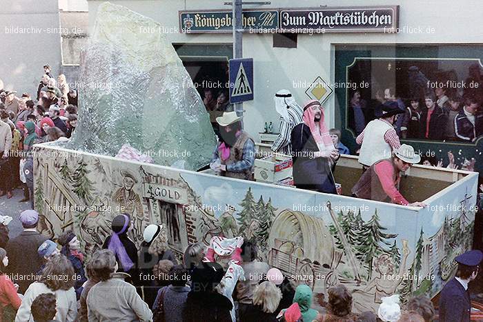 1980 Karnevals Umzug Veilchen Dienstag Sinzig: KRMZVLDNSN-008253