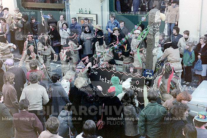 1980 Karnevals Umzug Veilchen Dienstag Sinzig: KRMZVLDNSN-008256